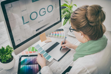 finding graphic designers